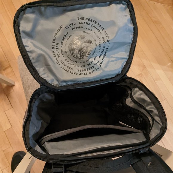 The North Face Instigator Backpack ( 32L / CAMO ) PRE-OWNED (GREAT CONDITION) - Picture 2 of 10